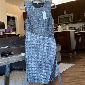 Banana Republic form fitting tweed grey dress